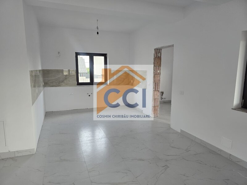 Sarata, Bacau, casa noua moderna de vanzare, confort, spatiu si liniste.