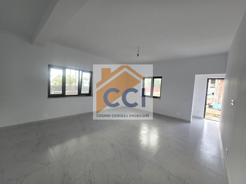Sarata, Bacau, casa noua moderna de vanzare, confort, spatiu si liniste.