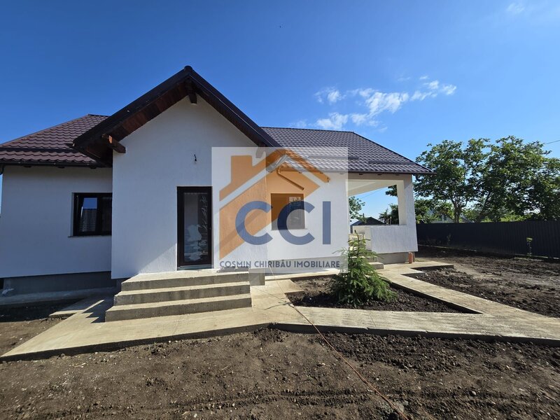 Sarata, Bacau, casa noua moderna de vanzare, confort, spatiu si liniste.
