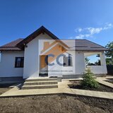 Sarata, Bacau, casa noua moderna de vanzare, confort, spatiu si liniste